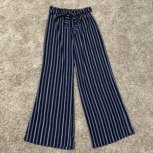 NWOT Hight waisted wide leg pants